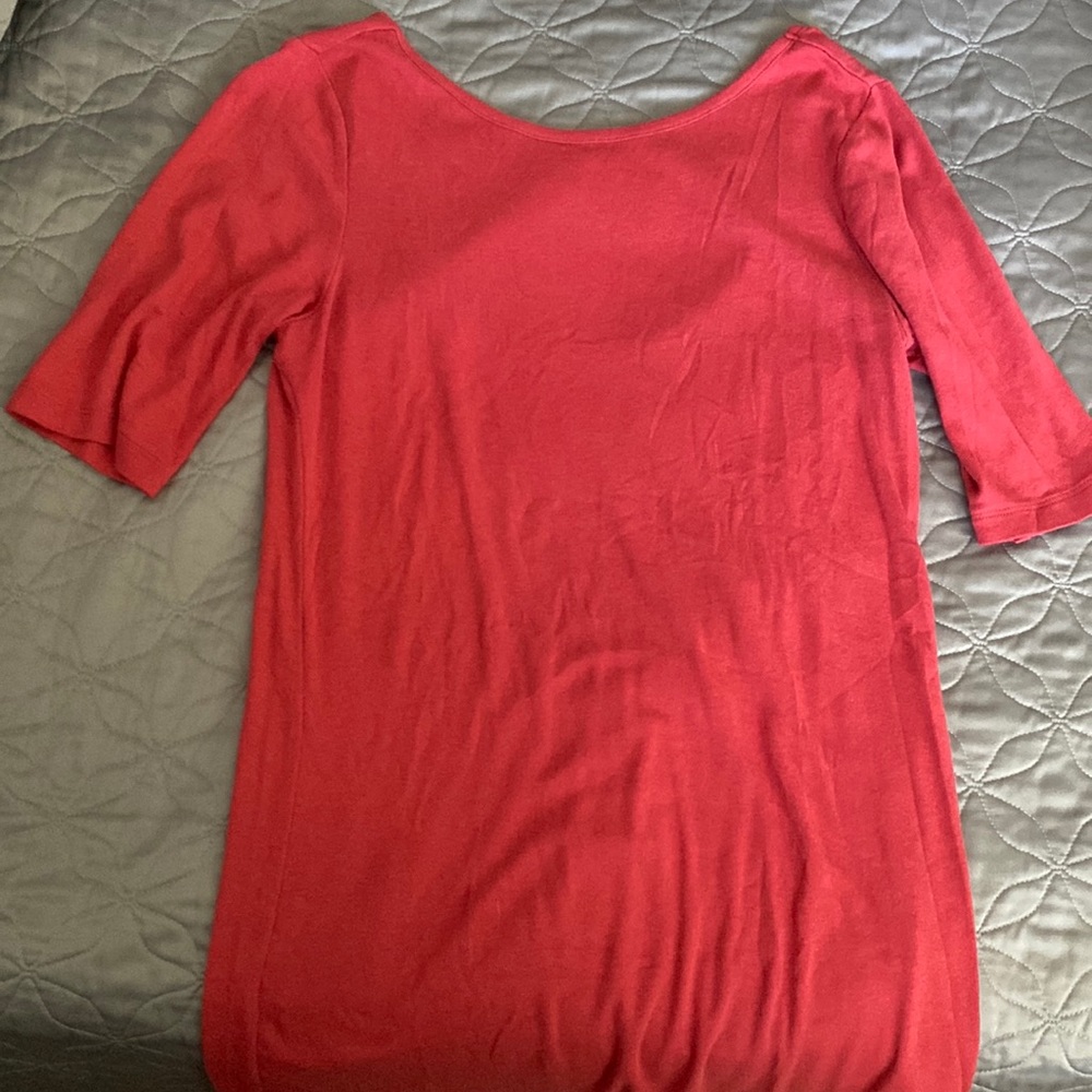 Gap Maternity half sleeve scoop back tee